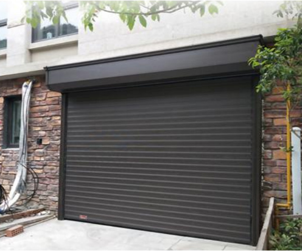 濟南卷簾門廠家說說關于卷簾門的維修保養需要注意的有關事項！